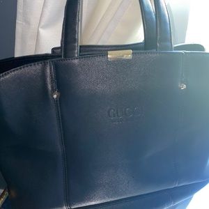 Women’s Large Gucci Purse- Black